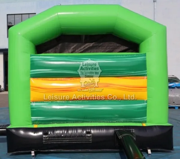 Small Inflatable Multiplay Football Bouncy Castles With Slide